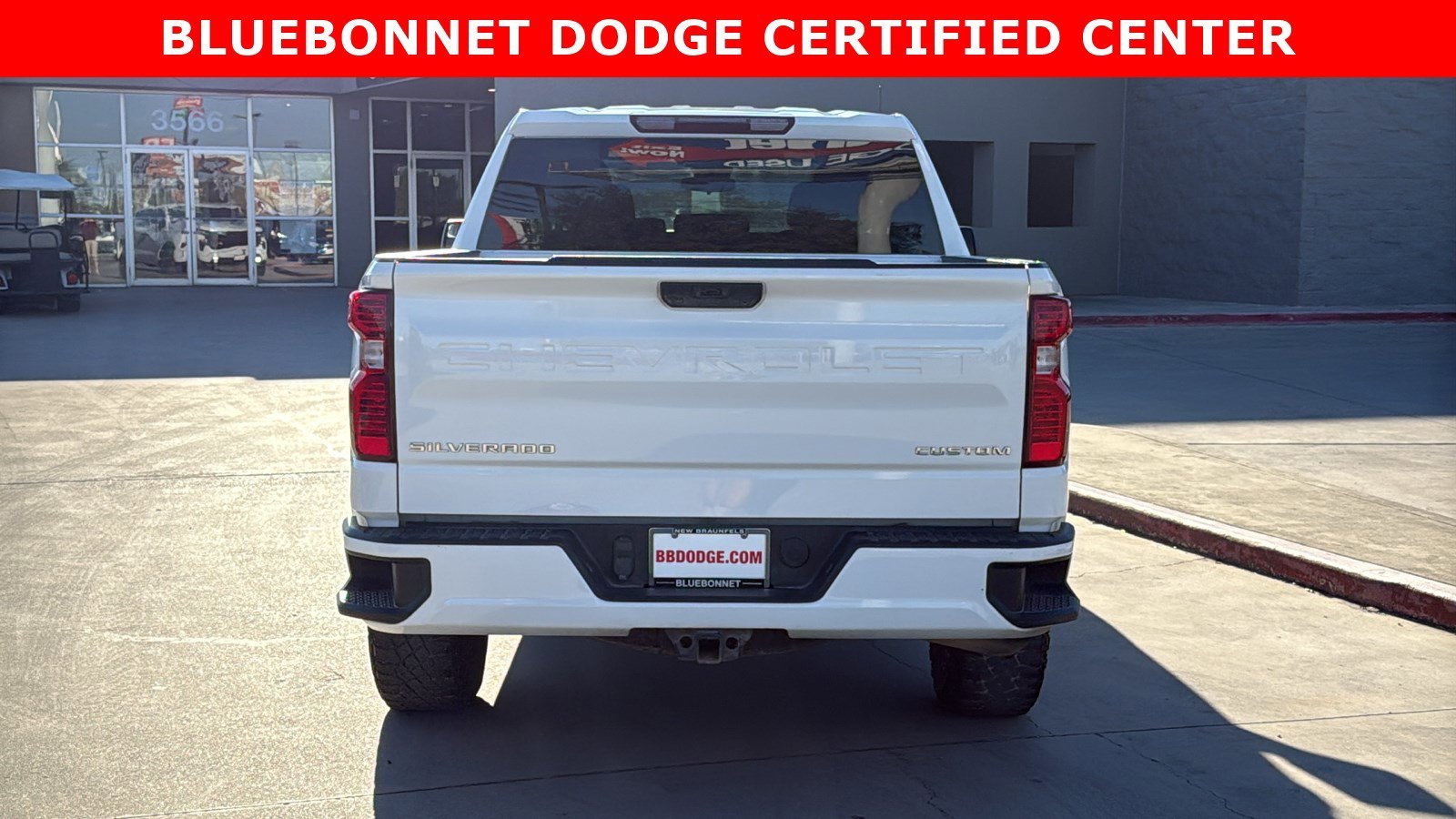 2023 Chevrolet Silverado 1500 Custom photo 4