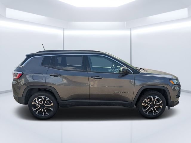 Used 2023 Gray Jeep Limited image 2