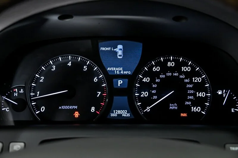 Used 2012 Obsidian Lexus  image 21