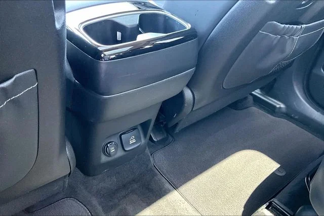 Used 2021 Ebony Black Kia SX image 10