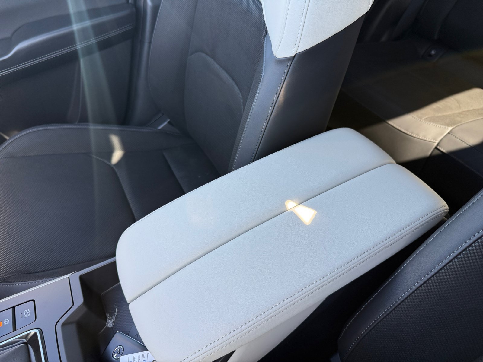 New 2026 Jet Black Mica Mazda 2.5 S Select image 14
