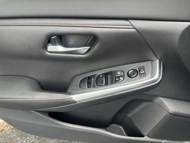 Used 2023 Gray Nissan SR image 27