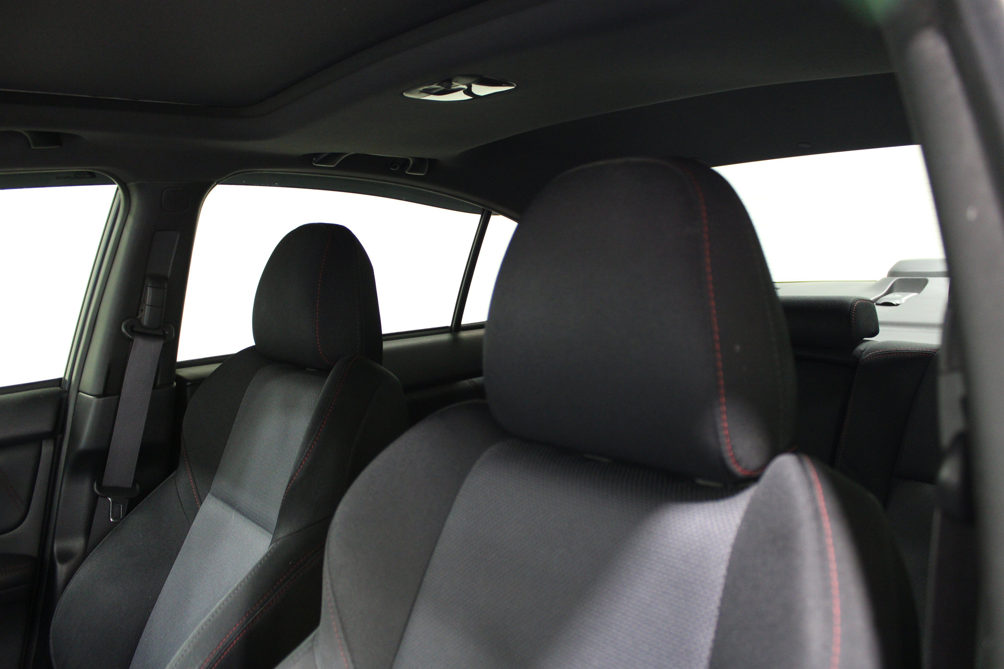 Used 2020 Magnetite Gray Metallic Subaru Premium image 5