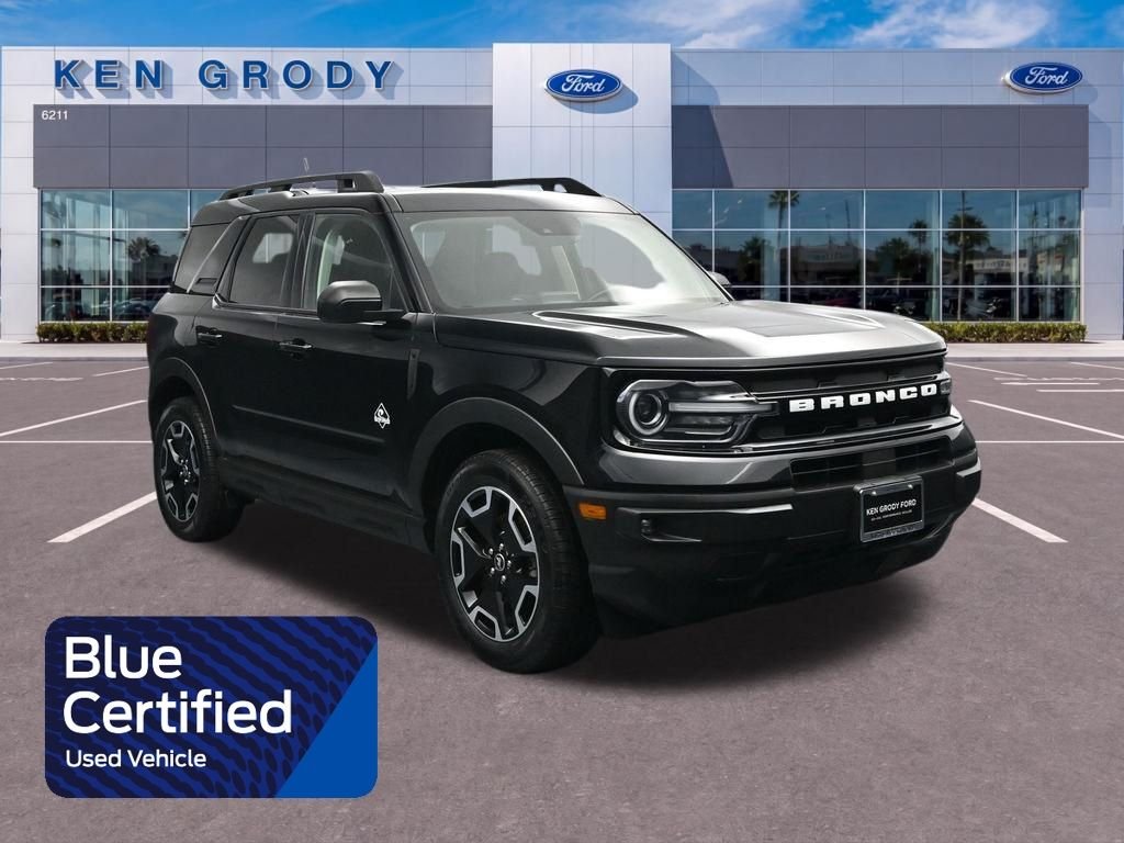 Used 2023 Black Ford Outer Banks image 1