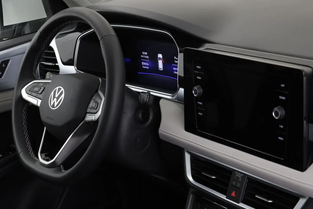 New 2026 Pure White Volkswagen 1.5T SE image 21