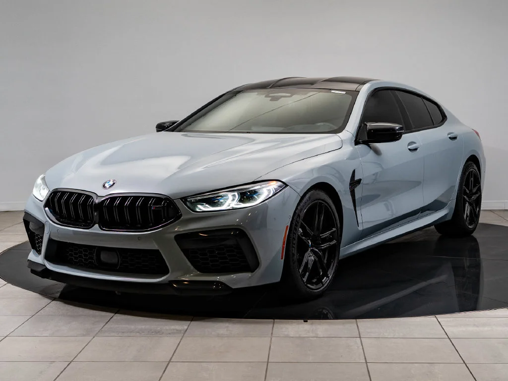 2025 BMW M8