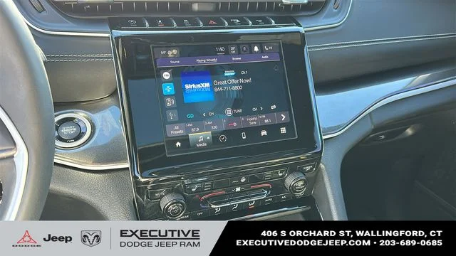 Used 2023 Black Jeep Altitude X image 15