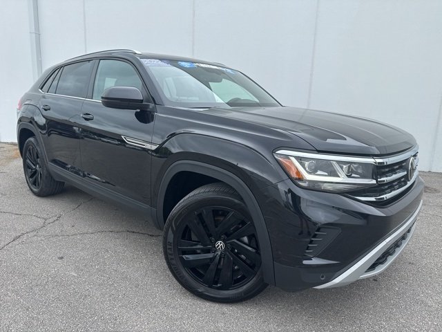 Certified 2022 Volkswagen Atlas Cross Sport SE w/Tech with VIN 1V2KE2CA7NC231265 for sale in Kansas City