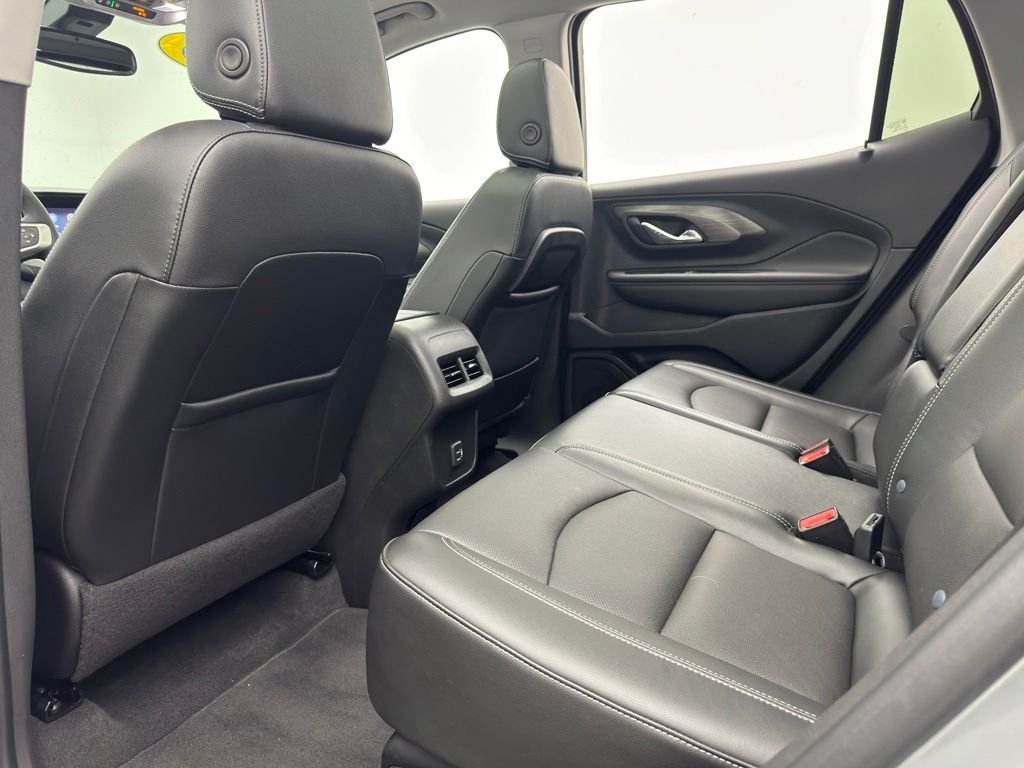 Used 2023 Sterling Metallic GMC SLT image 39