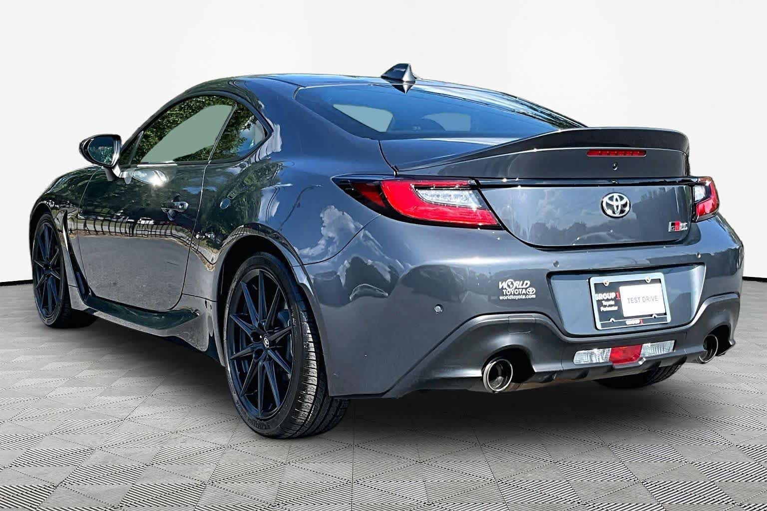 Used 2023 Pavement Toyota Premium image 12