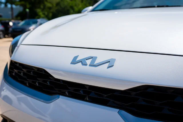 Used 2024 Snow White Pearl Kia LXS image 13