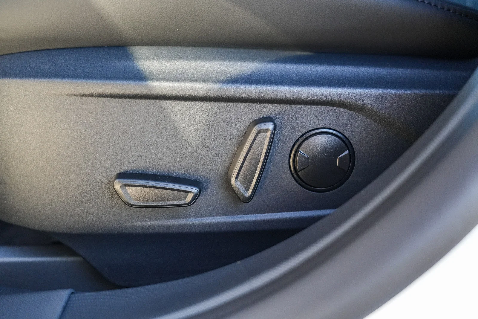 New 2026 Star White Metallic Tri-coat Ford Select image 22