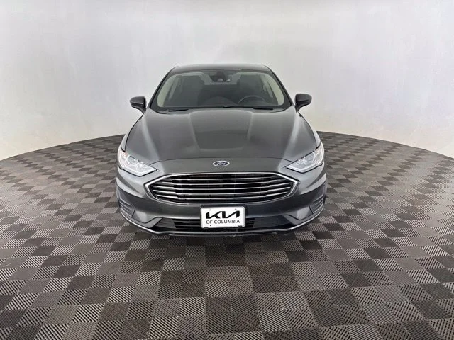 Used 2019 Gray Ford SE image 4
