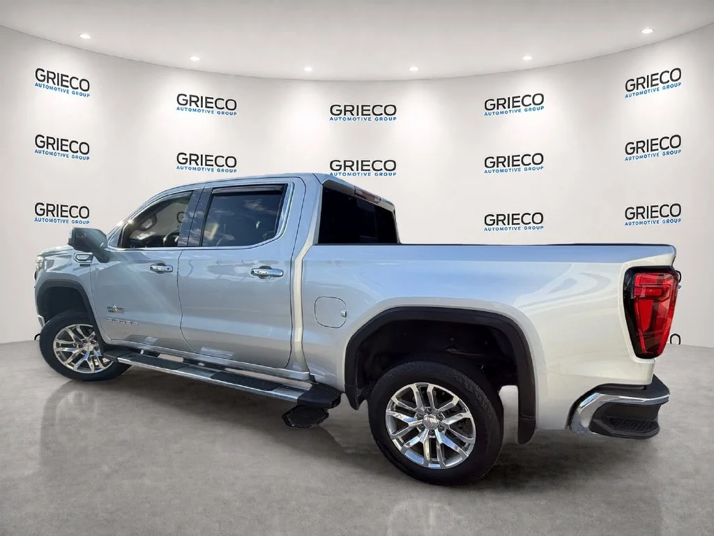 Used 2021 Silver GMC SLT image 5
