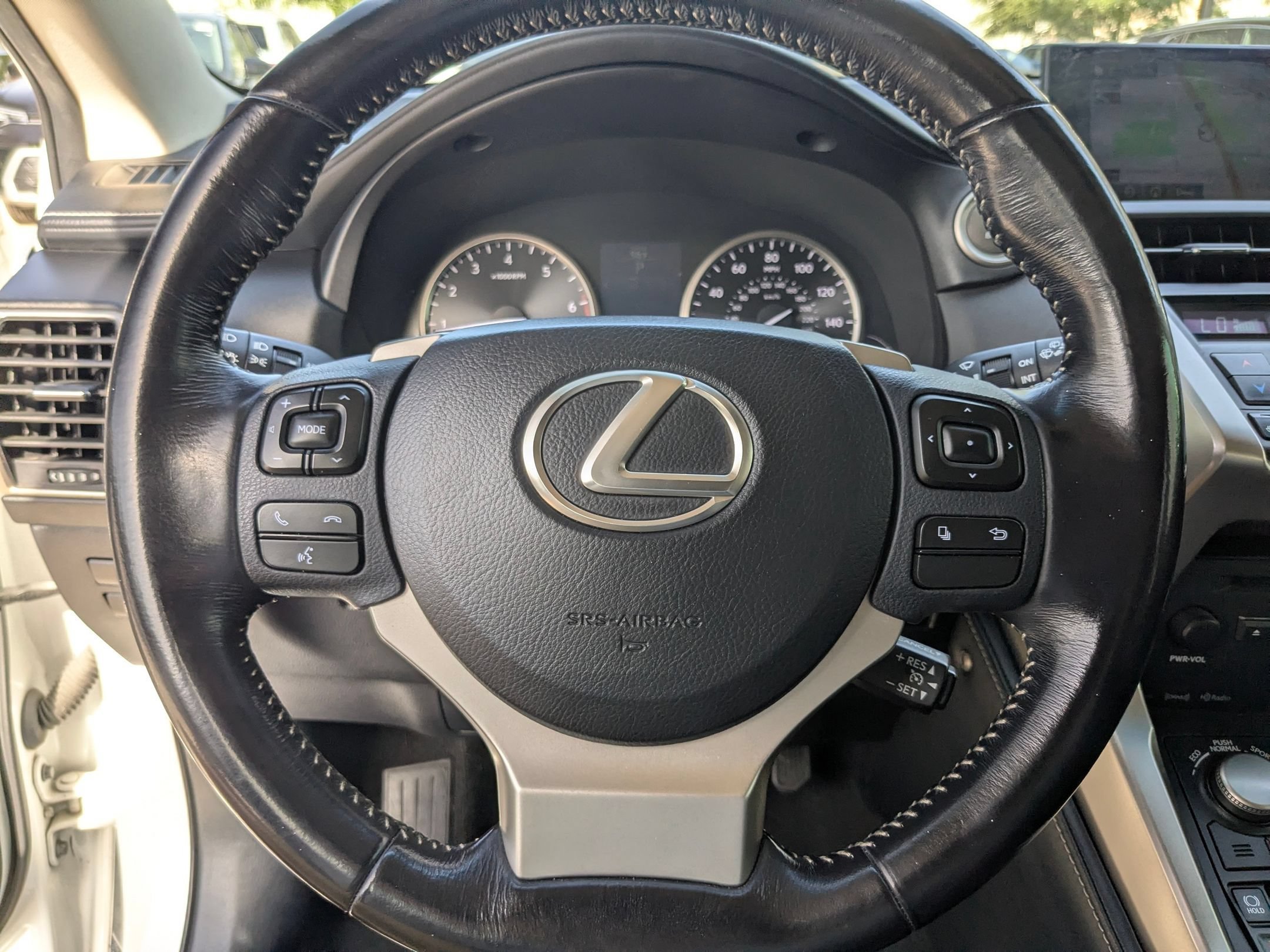 Used 2015 White Pearl Lexus 200t image 14