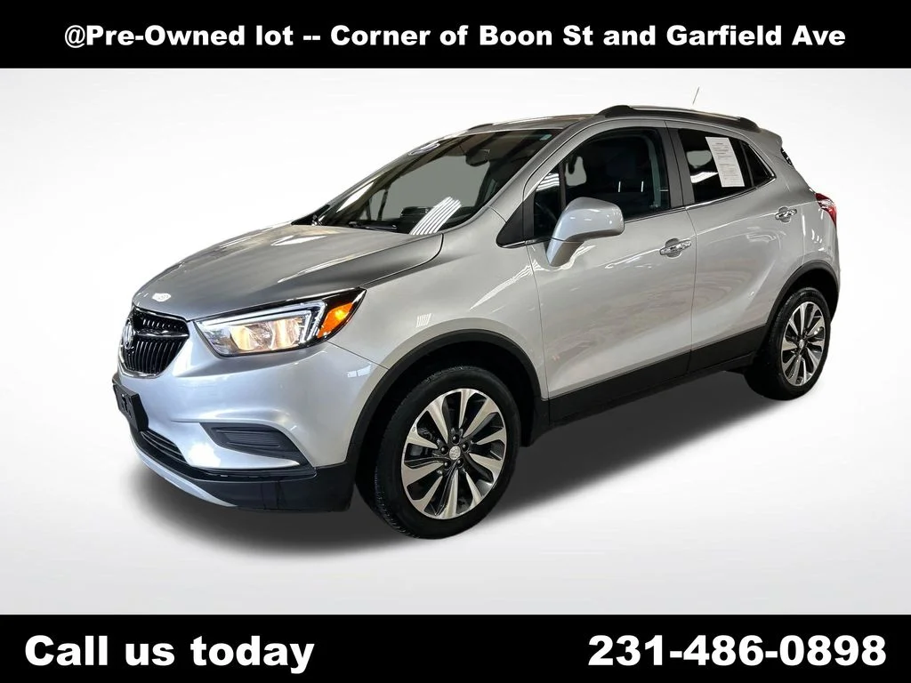 Used 2022 Silver Buick Preferred image 1