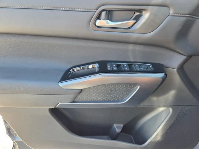 New 2026 Gray Nissan SL image 22