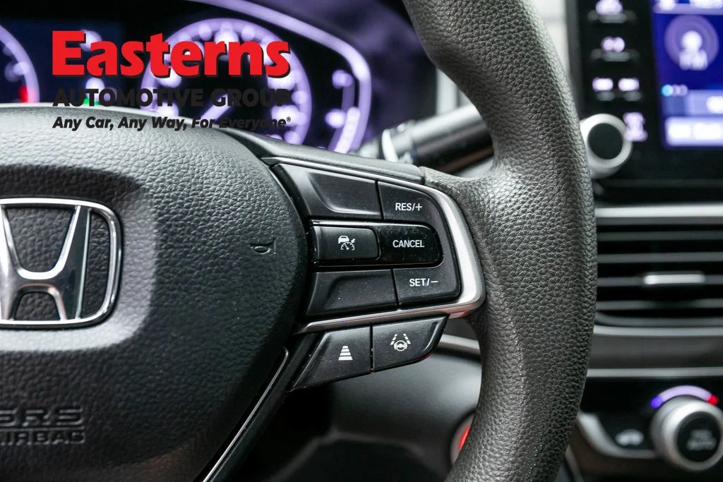 Used 2021 White Honda LX image 16