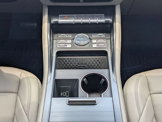 Used 2025 Gray Lincoln Premiere image 16
