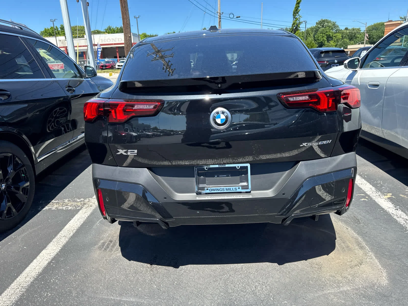 Used 2025 Black Sapphire Metallic BMW xDrive28i image 10