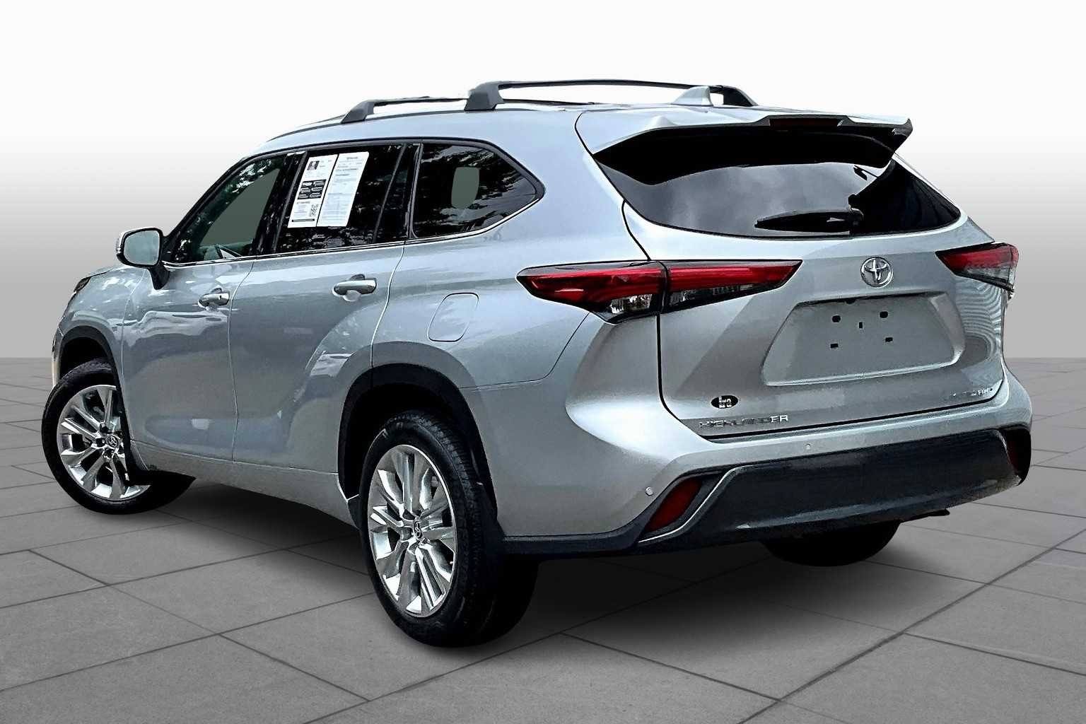 Used 2020 Celestial Silver Metallic Toyota Limited image 11