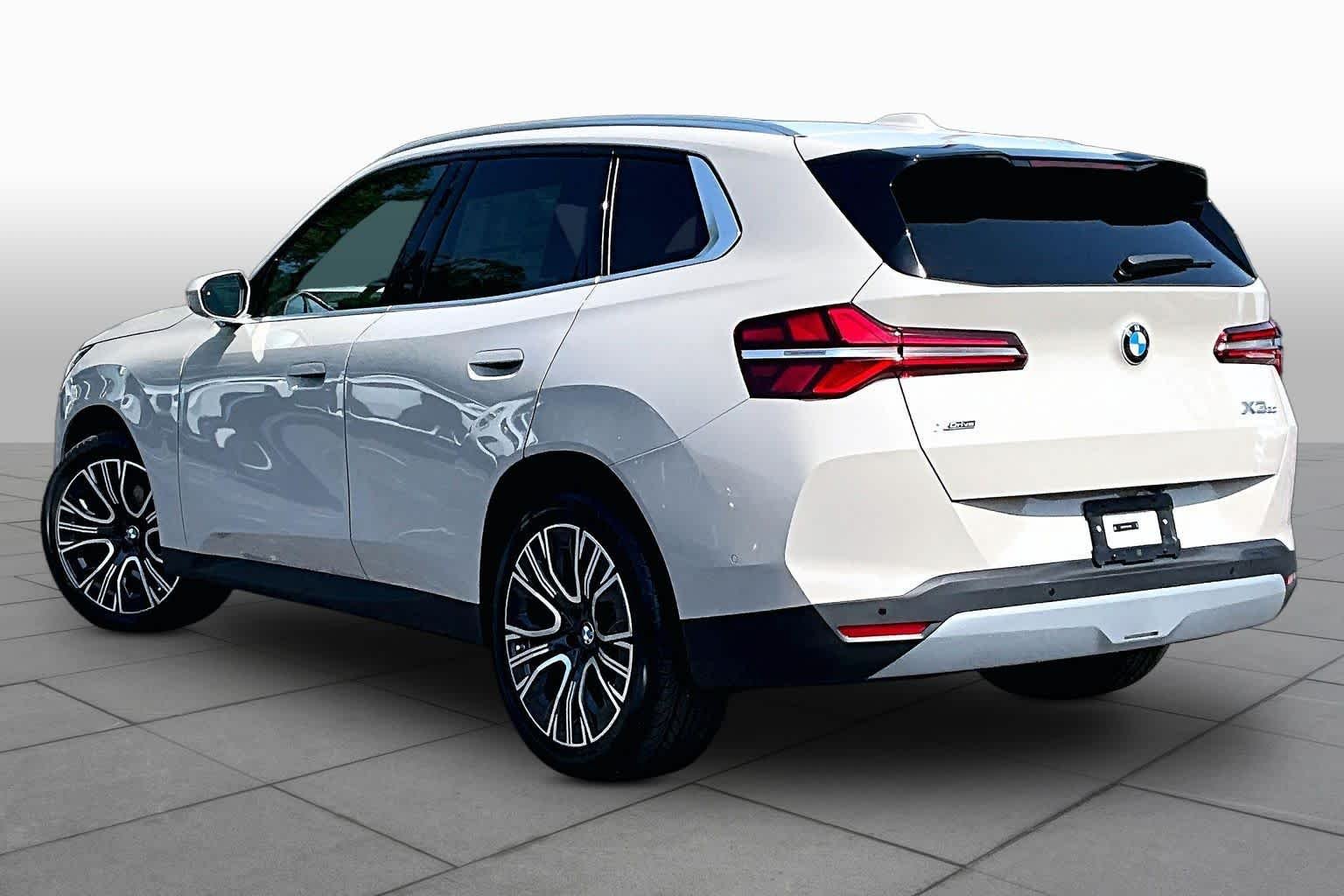 New 2026 Dune Grey Metallic BMW 30 xDrive image 12