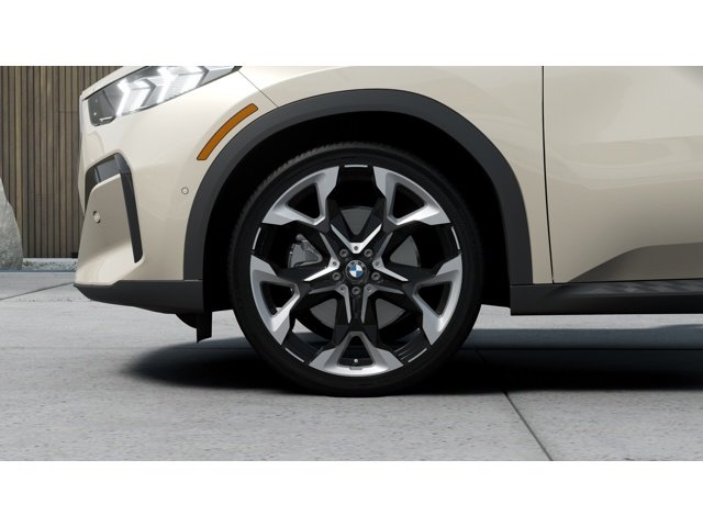 New 2027 Dune Grey Metallic BMW  image 7