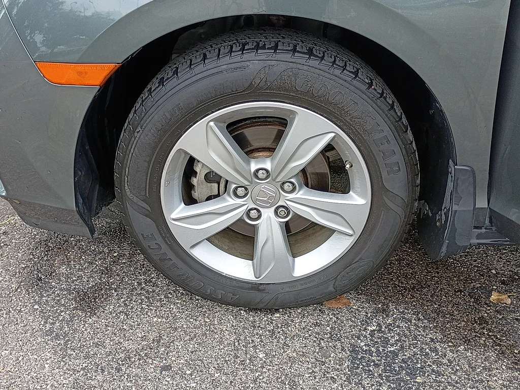Certified Used 2019 GRAY Honda EX-L w/Navi w/RES image 10