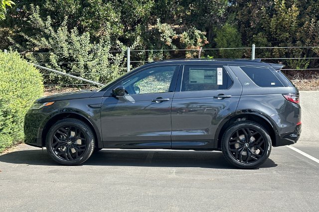 New 2026 Carpathian Grey Land Rover Landmark image 2