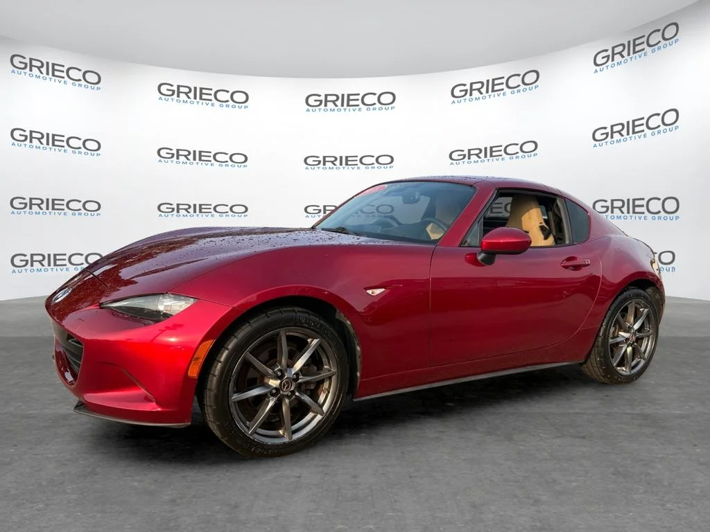Used 2018 Red Mazda Grand Touring image 3