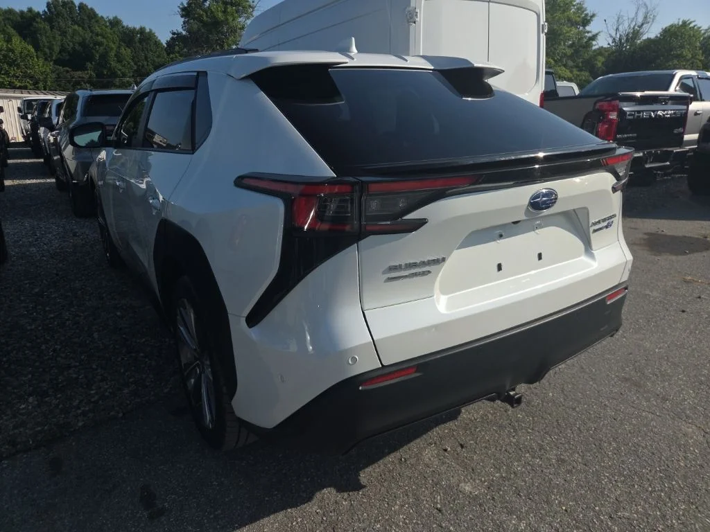 Used 2023 White Subaru Limited image 4