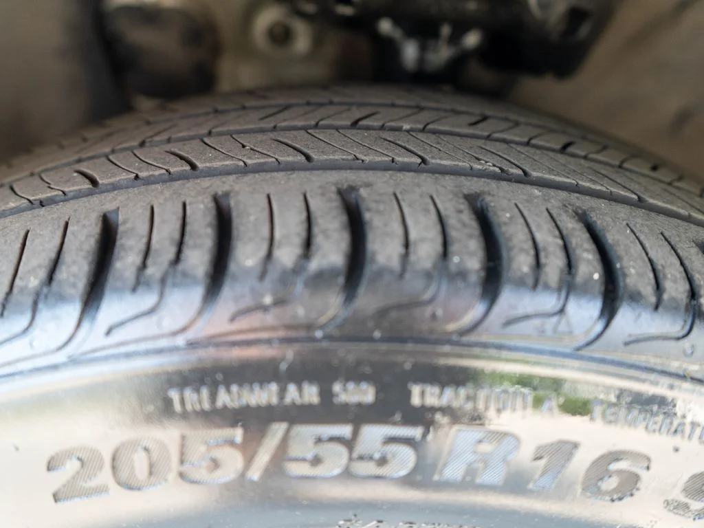 Used 2023 Gray Kia LXS image 26