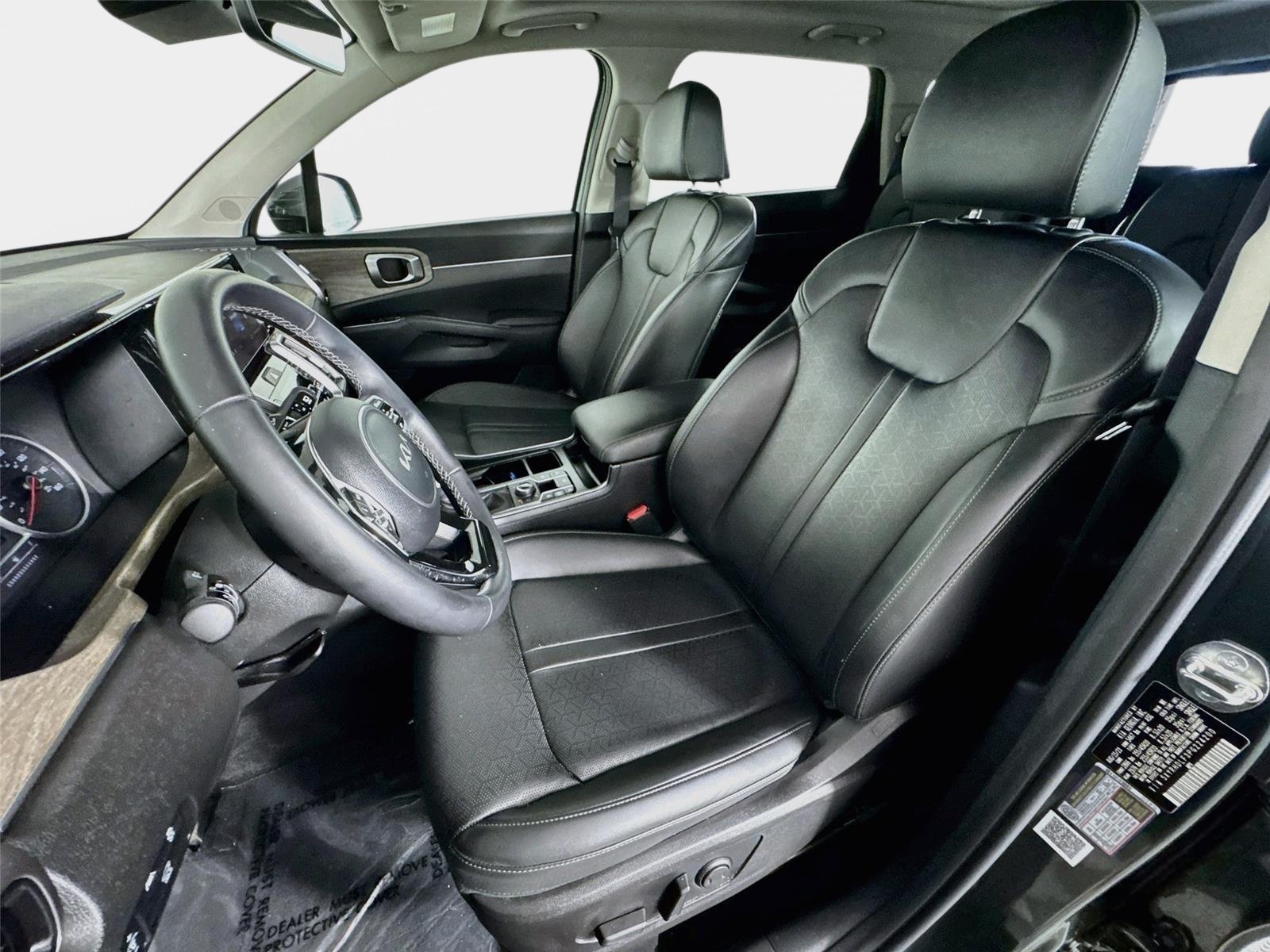 Used 2023 Aruba Green Kia X-Line EX image 11
