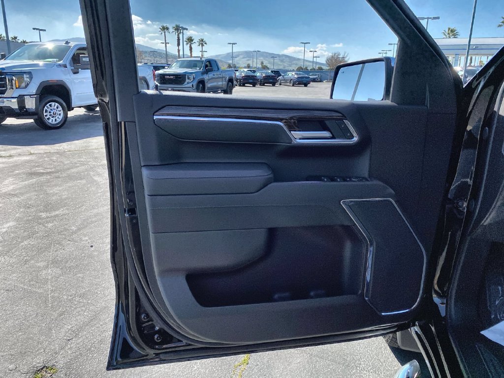 2026 GMC Sierra 1500 SLE - Photo 29