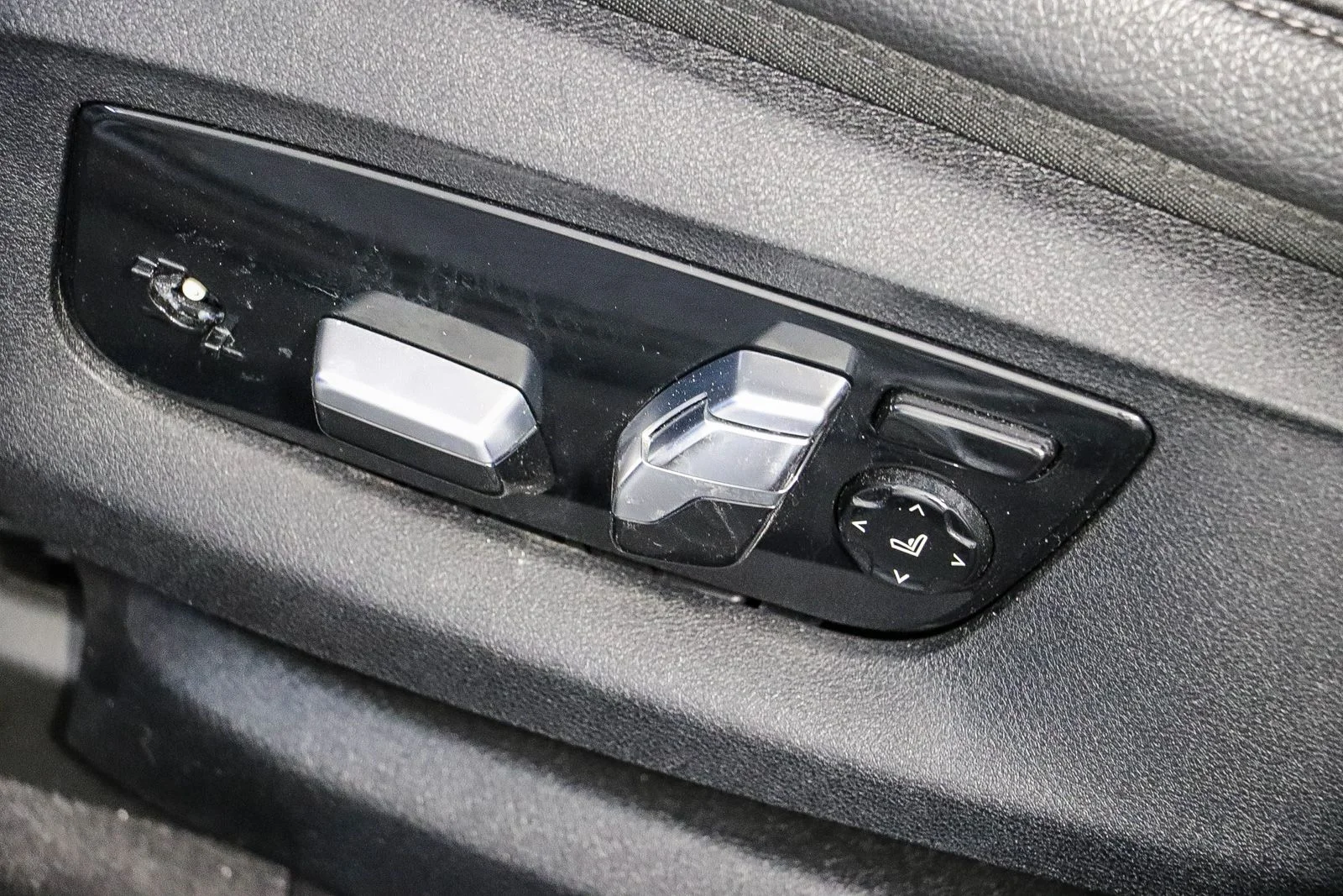 Used 2018 Blue BMW 640 Gran Turismo i xDrive image 20