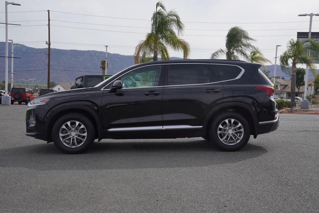 Certified Used 2020 Black Hyundai SE image 6