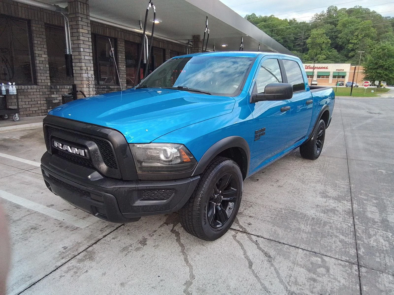 2024 RAM 1500 Classic Warlock 4x4 Crew Cab 5'7's photo