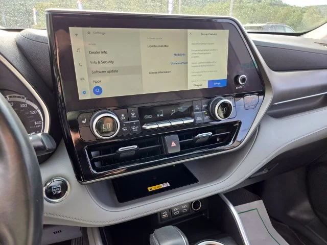Used 2023 Beige Toyota XLE image 26