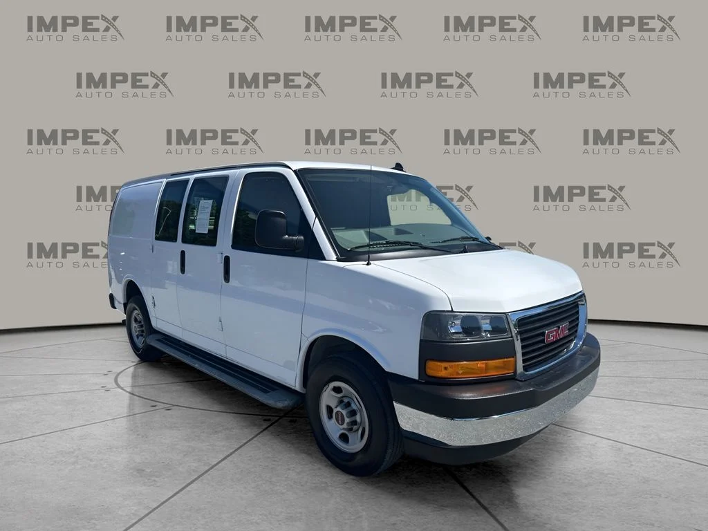 Used 2023 White GMC Work Van image 7