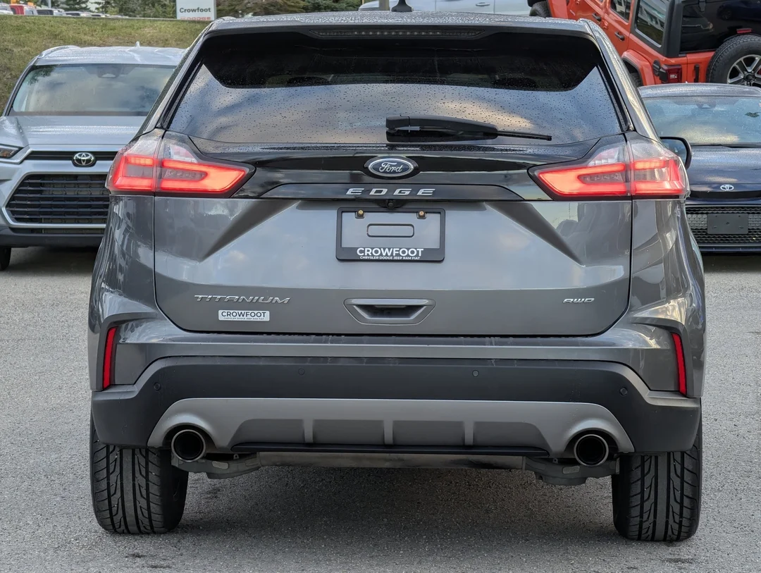 Used 2022 Grey Ford Titanium - AWD - Leather Seats - Parking Sensors - Blind Spot Monitor & More! image 7