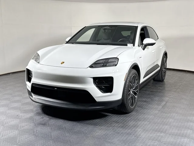 2025 Porsche Macan Electric 4S