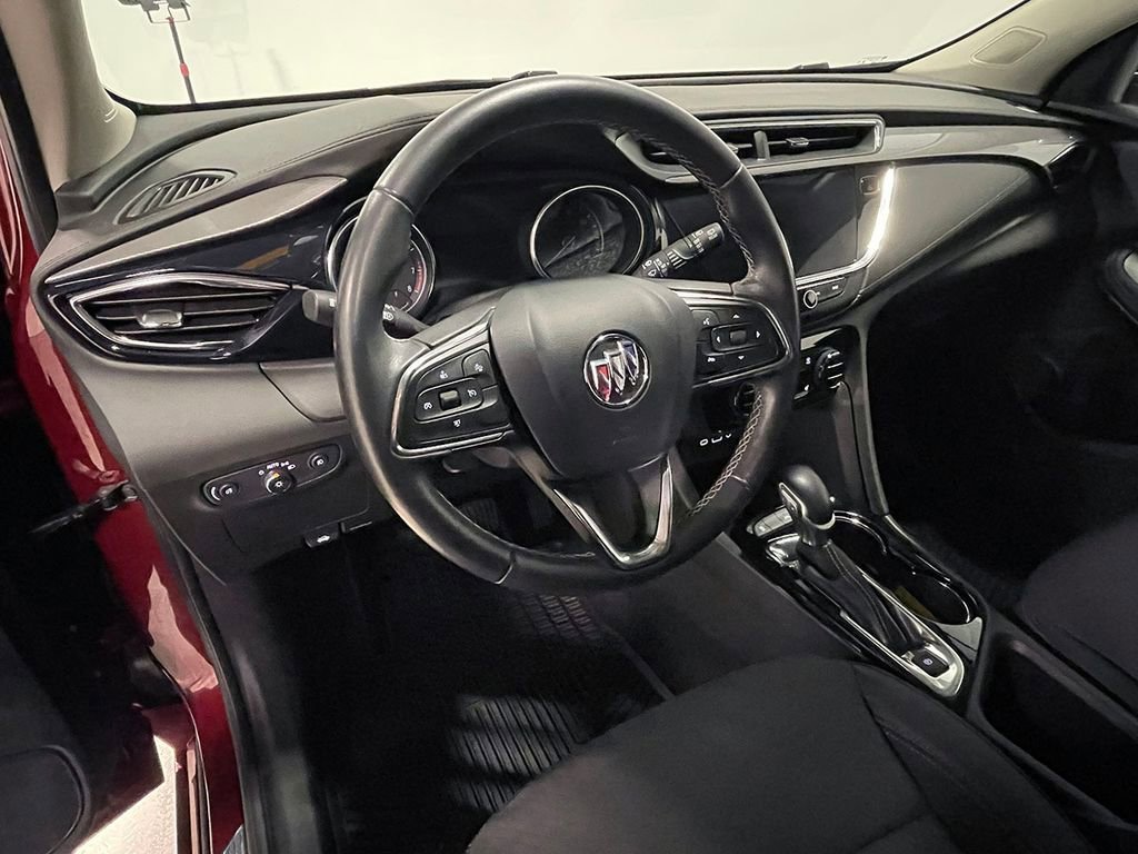 Used 2023 Cinnabar Metallic Buick Select image 21