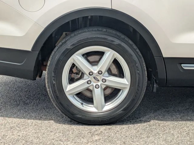 Used 2018 White Ford XLT image 11