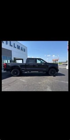 New 2026 Agate Black Metallic Ford F-350® Lariat® image 22
