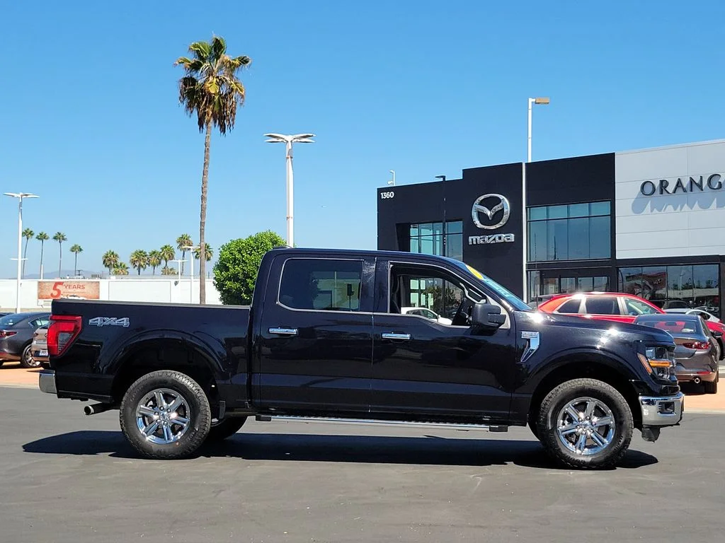 Used 2025 Black Metallic Ford XLT image 34
