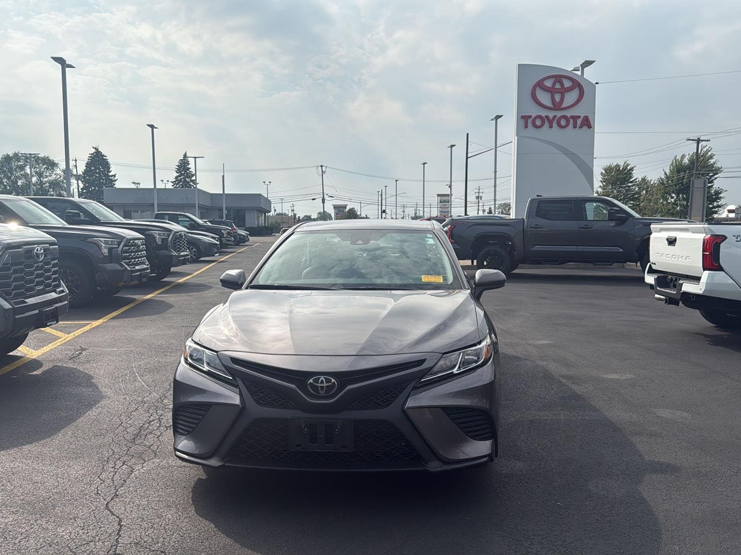 Used 2019 Predawn Gray Mica Toyota SE image 2