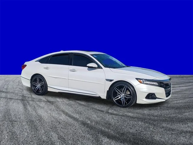 Certified Used 2022 White Honda Touring 2.0T image 2