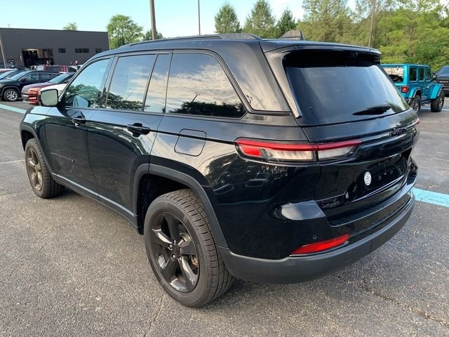 Used 2023 Black Jeep Limited image 2
