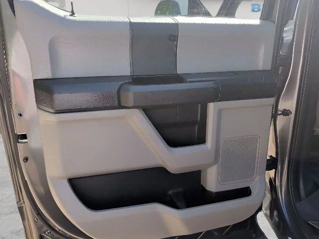 Used 2017 Gray Ford XL image 38