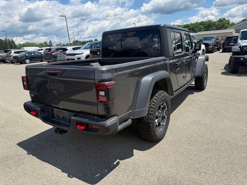 Used 2023 Gray Jeep Rubicon image 6